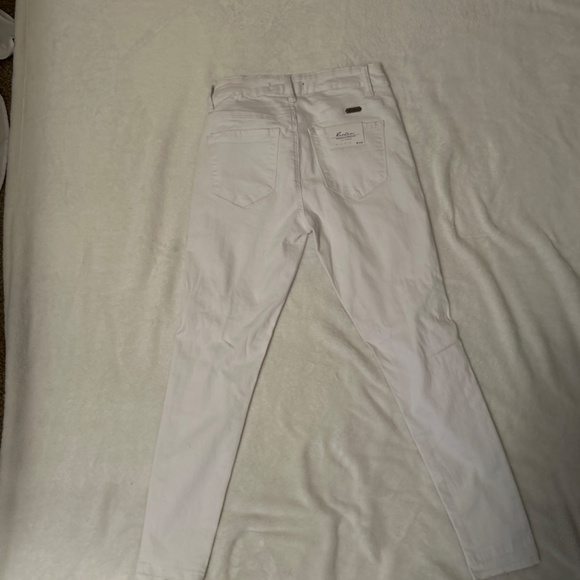 Jeans - Picture 2 of 2